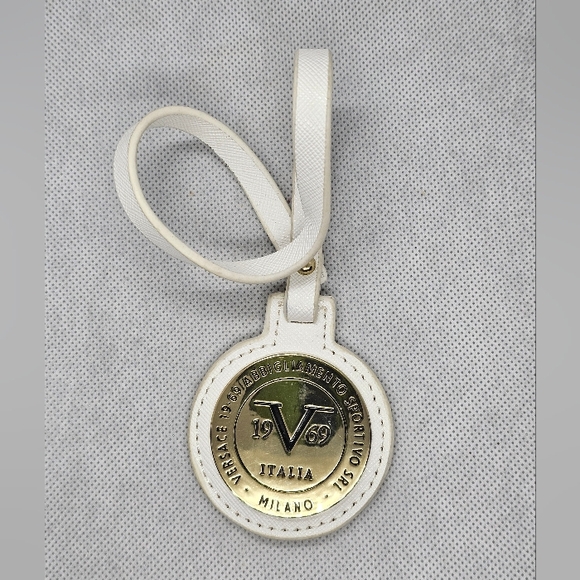Versace - ABBIGLIAMENTO SPORTIVO SRL MILANO VERSACE 19•69 ITALIA 19V69 bag tag - Picture 5 of 5